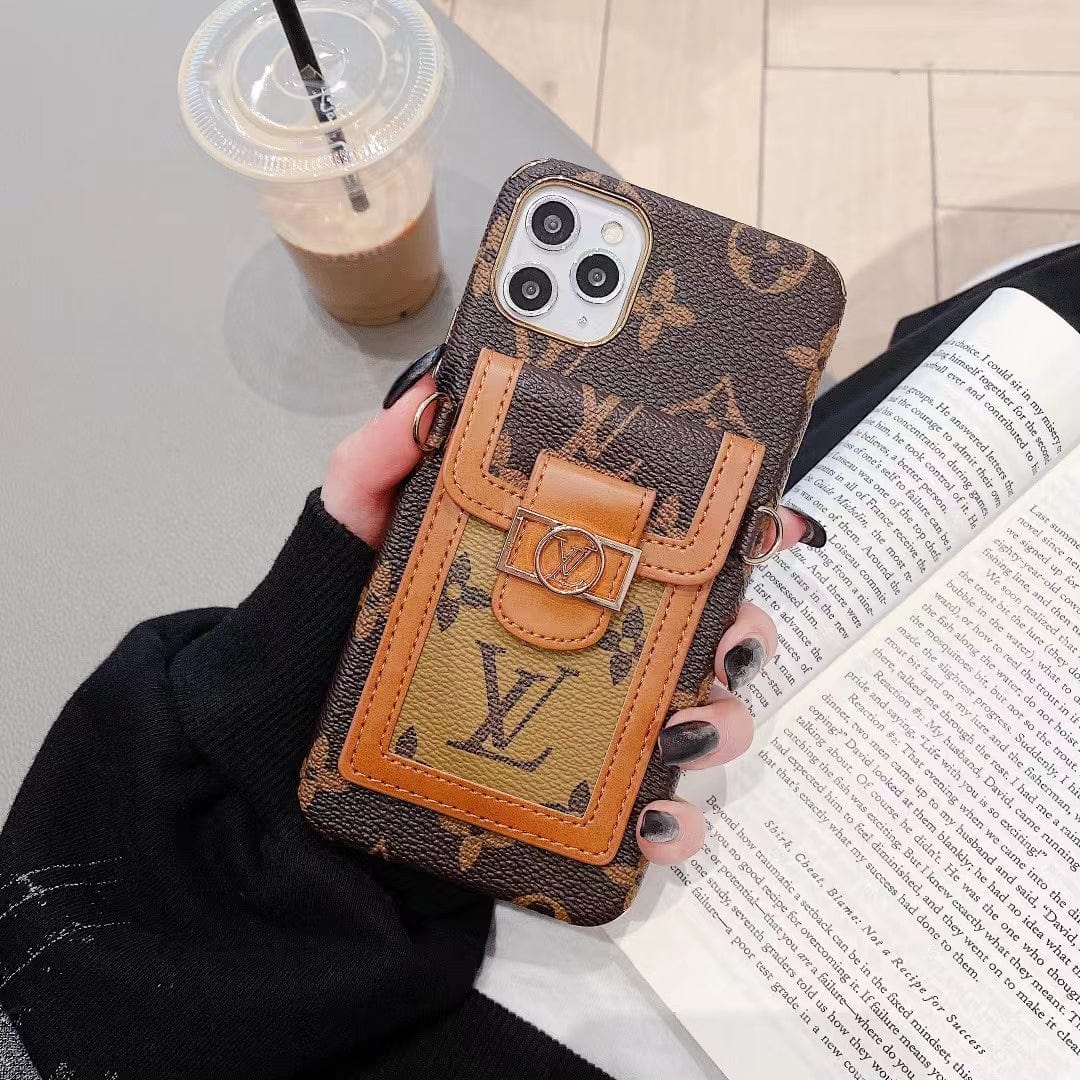 Tunde Store Louis Vuitton Signature Monogram iPhone 15 Phone Case