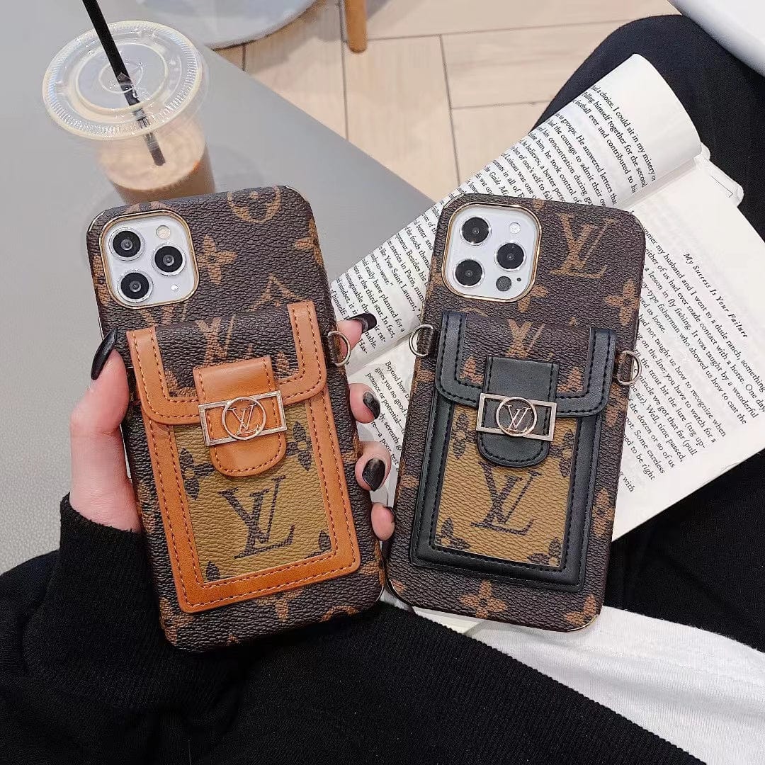 Tunde Store Louis Vuitton Signature Monogram iPhone 15 Phone Case