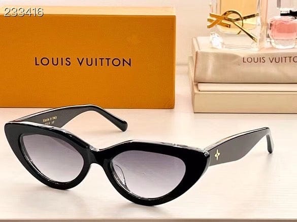 Tunde Store Louis Vuitton Women Sunglasses - Chic and Feminine
