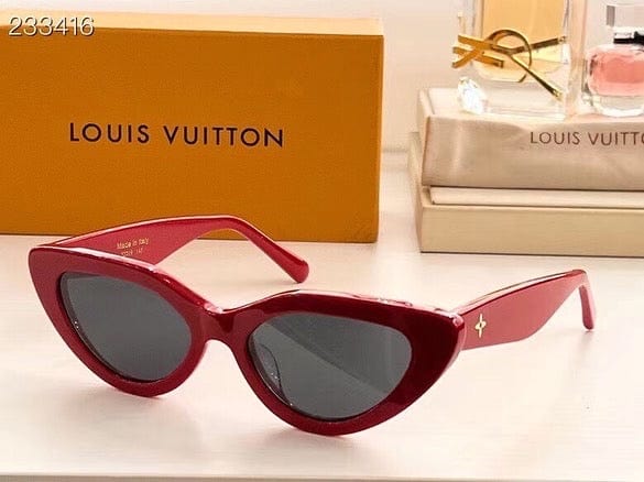 Tunde Store Louis Vuitton Women Sunglasses - Chic and Feminine