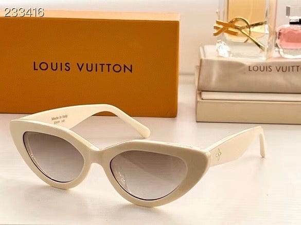 Tunde Store Louis Vuitton Women Sunglasses - Chic and Feminine