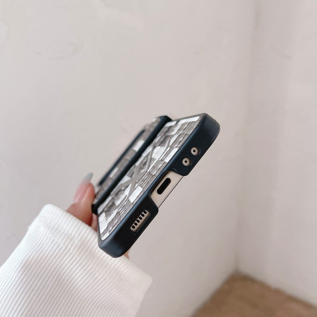 Tunde Store Louis Vuitton Z Flip Phone Cases with Strap Holder | Striking Luxurious Craftsmanship