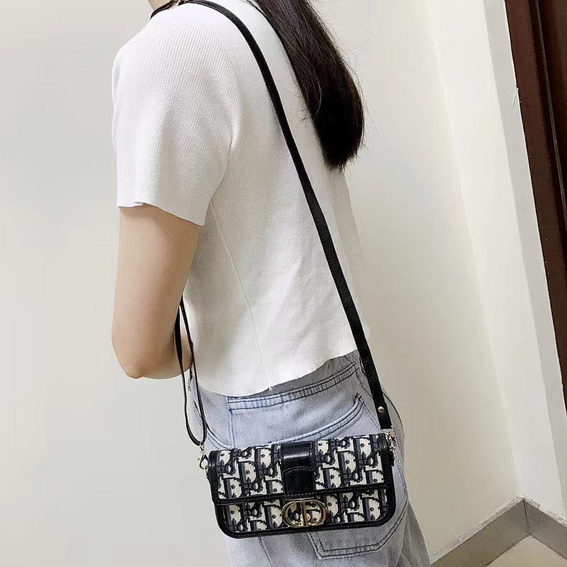 Tunde Store Luxury CD Phone Pouch Bags For Mobile Phones