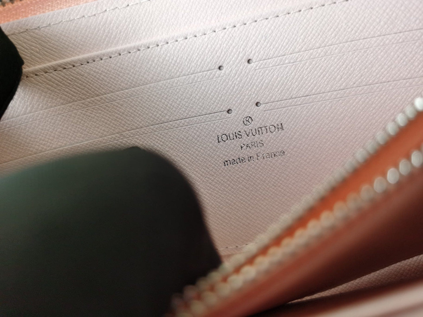Tunde Store MultiColor Louis Vuitton Leather Zipper Wallet