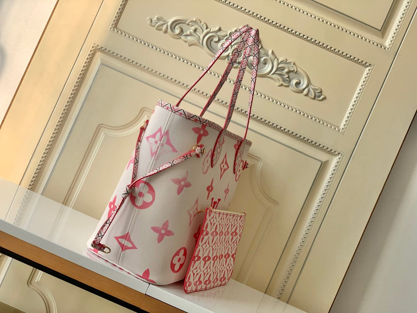 Tunde Store Pink Louis Vuitton Leather Handbag