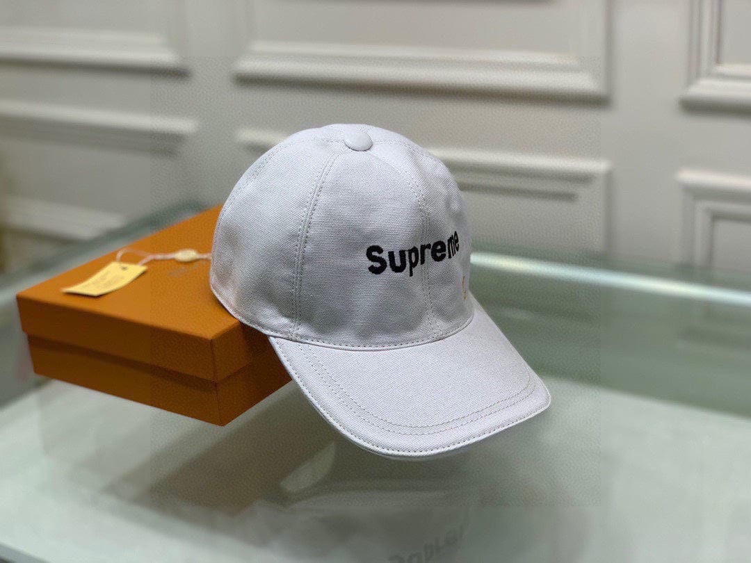 Tunde Store Supreme Classic White Logo Cap