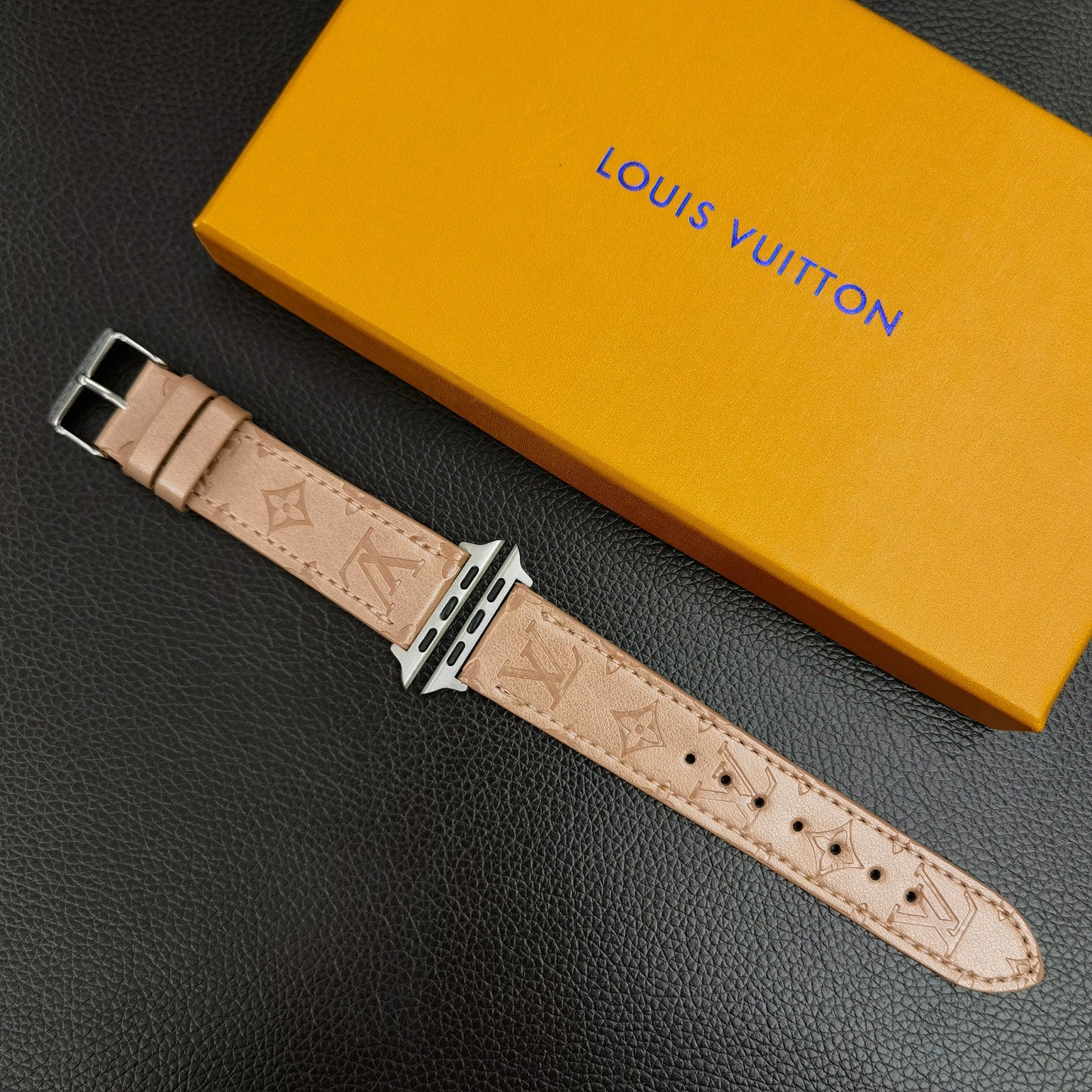 Tunde Store Textured Leather Louis Vuitton Watch Band 38/40/41/42/44/45/49 mm