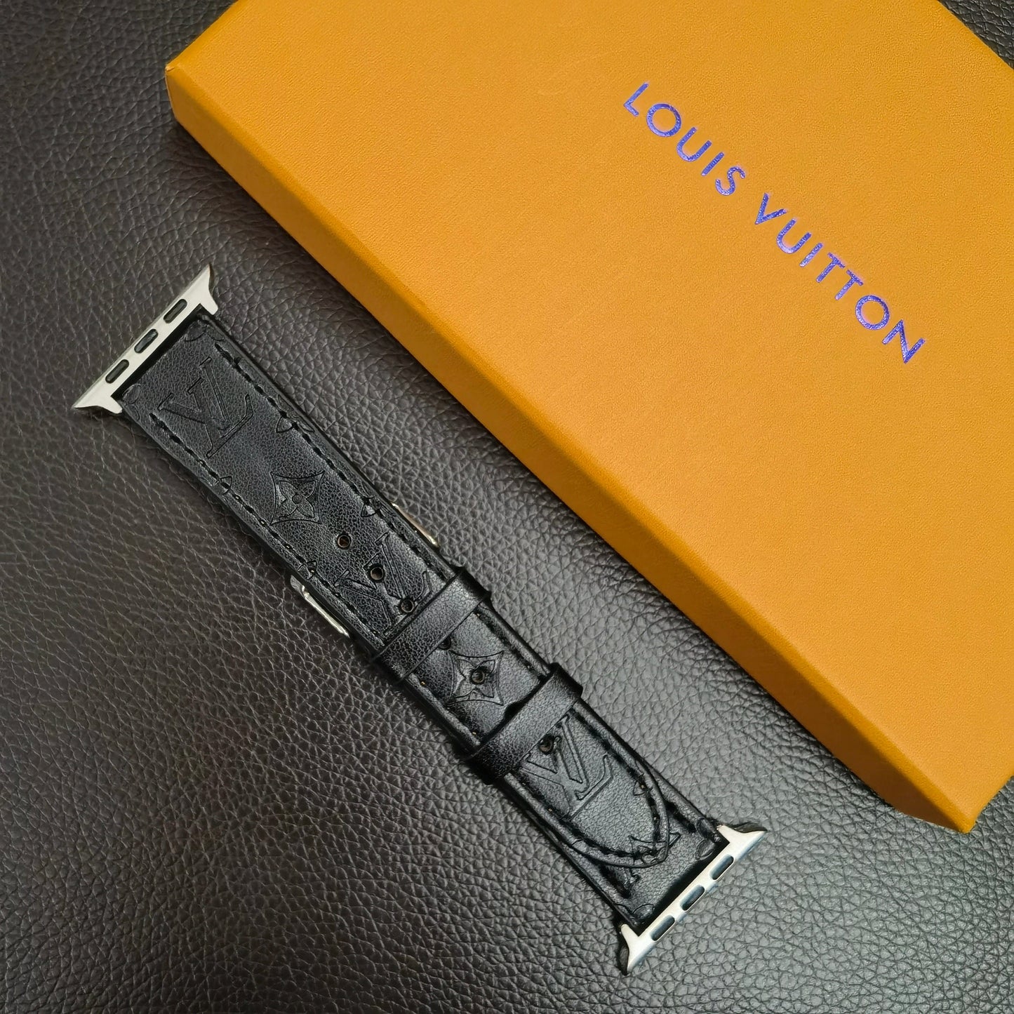 Tunde Store Textured Leather Louis Vuitton Watch Band 38/40/41/42/44/45/49 mm