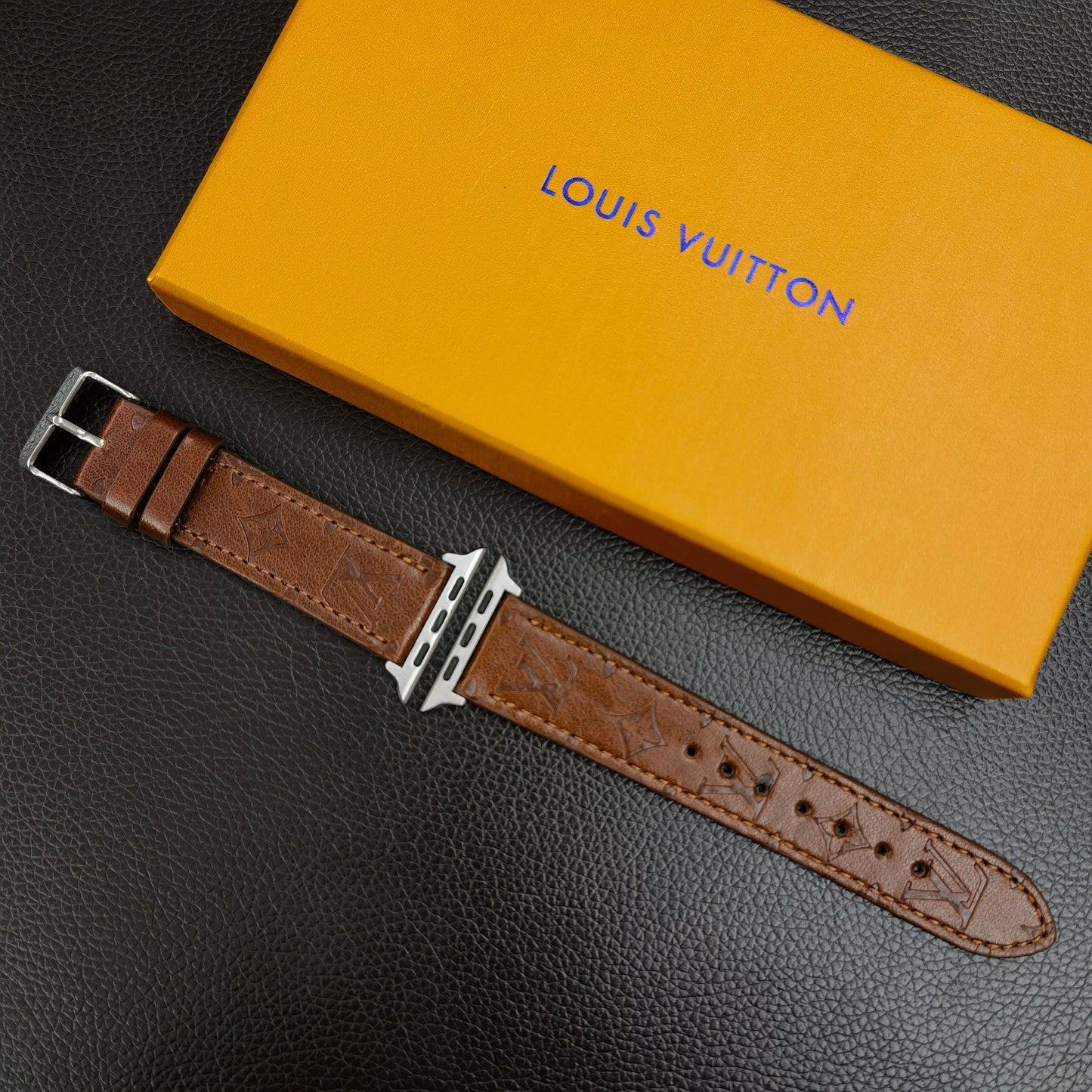 Tunde Store Textured Leather Louis Vuitton Watch Band 38/40/41/42/44/45/49 mm