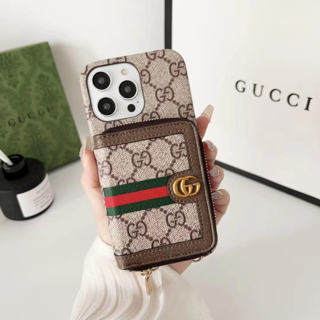 Tunde Store Your Everyday Carry with the Gucci Ophidia iPhone 16 Wallet Case