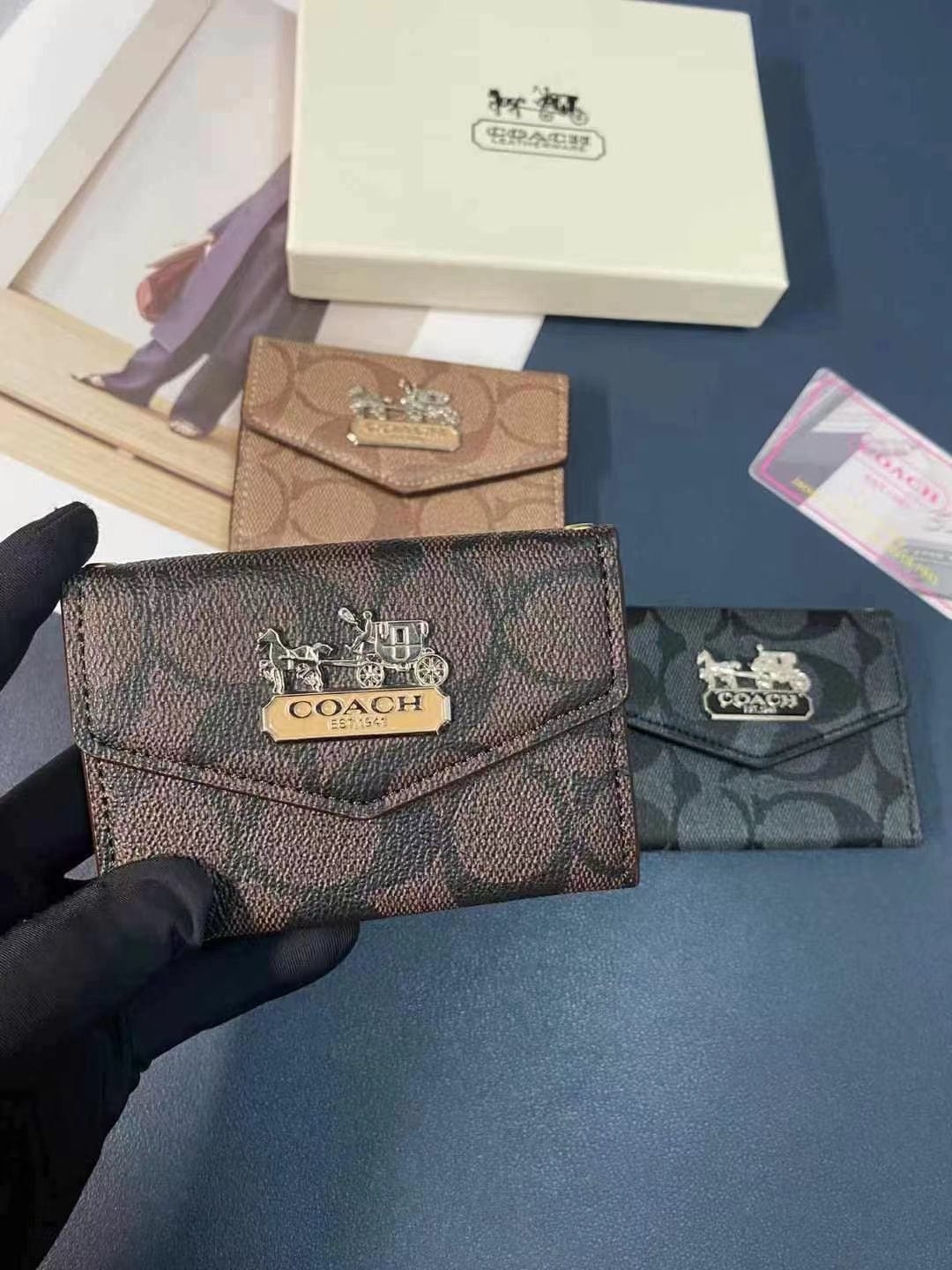 CherifCrochet Coach Signature Card Holder Wallet with Horse and Carriage Logo
