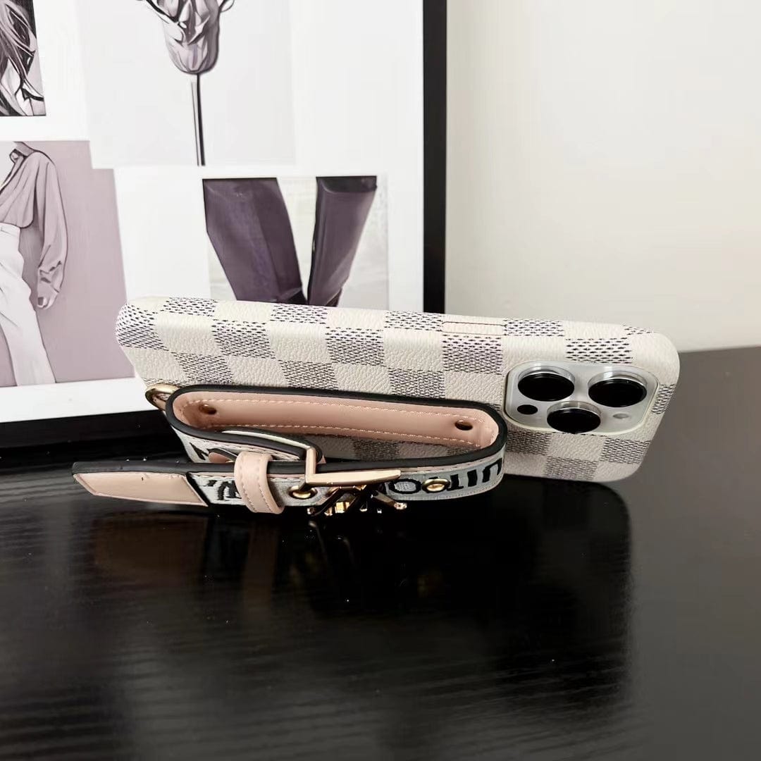 CherifCrochet Louis Vuitton iPhone Cover with Handle