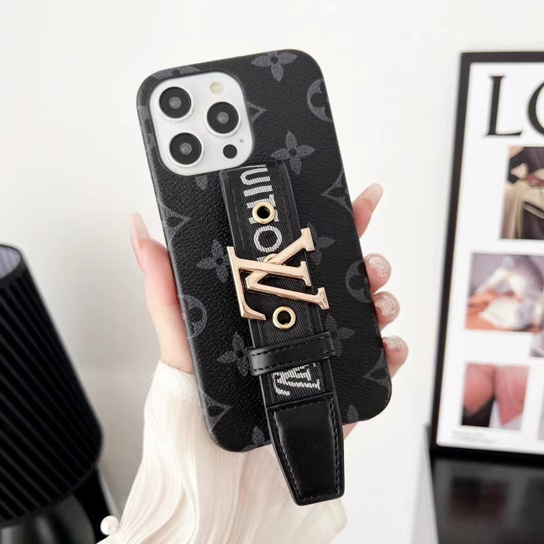 CherifCrochet Louis Vuitton iPhone Cover with Handle