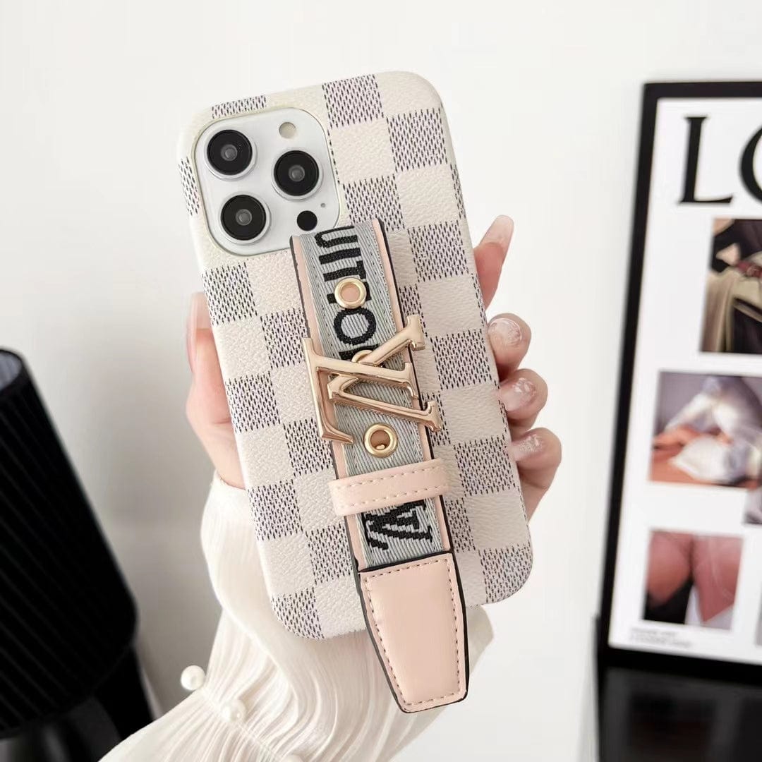 CherifCrochet Louis Vuitton iPhone Cover with Handle