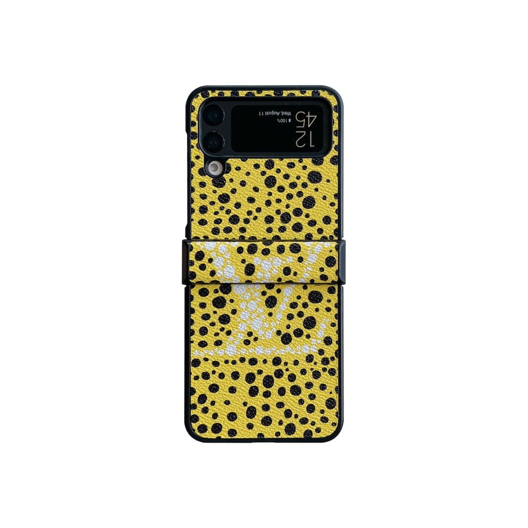 CherifCrochet Louis Vuitton Z Flip Phone Case with Bubble Pattern and Strap Holder | Artistic Style