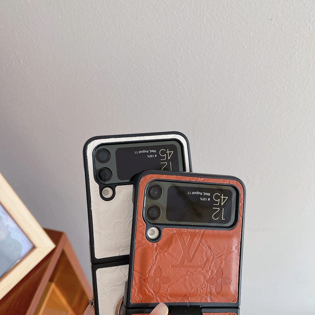 CherifCrochet Louis Vuitton Z Flip Phone Case with Ring Holder