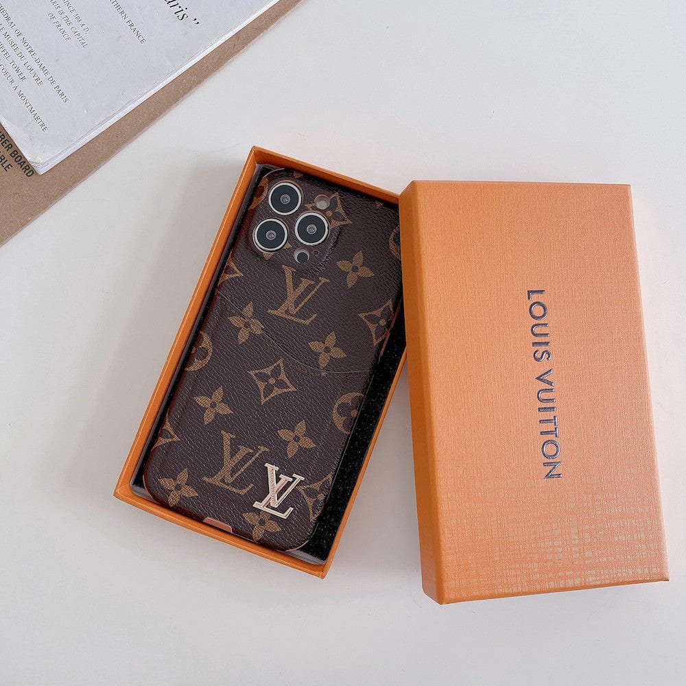 HypedEffects Famous Louis Vuitton & Gucci Patterns iPhone Cases with Extra Pouch