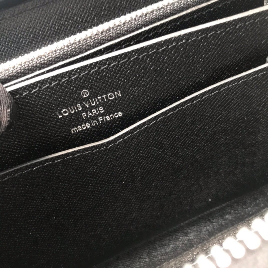 HypedEffects Leather Louis Vuitton Monogram Wallet