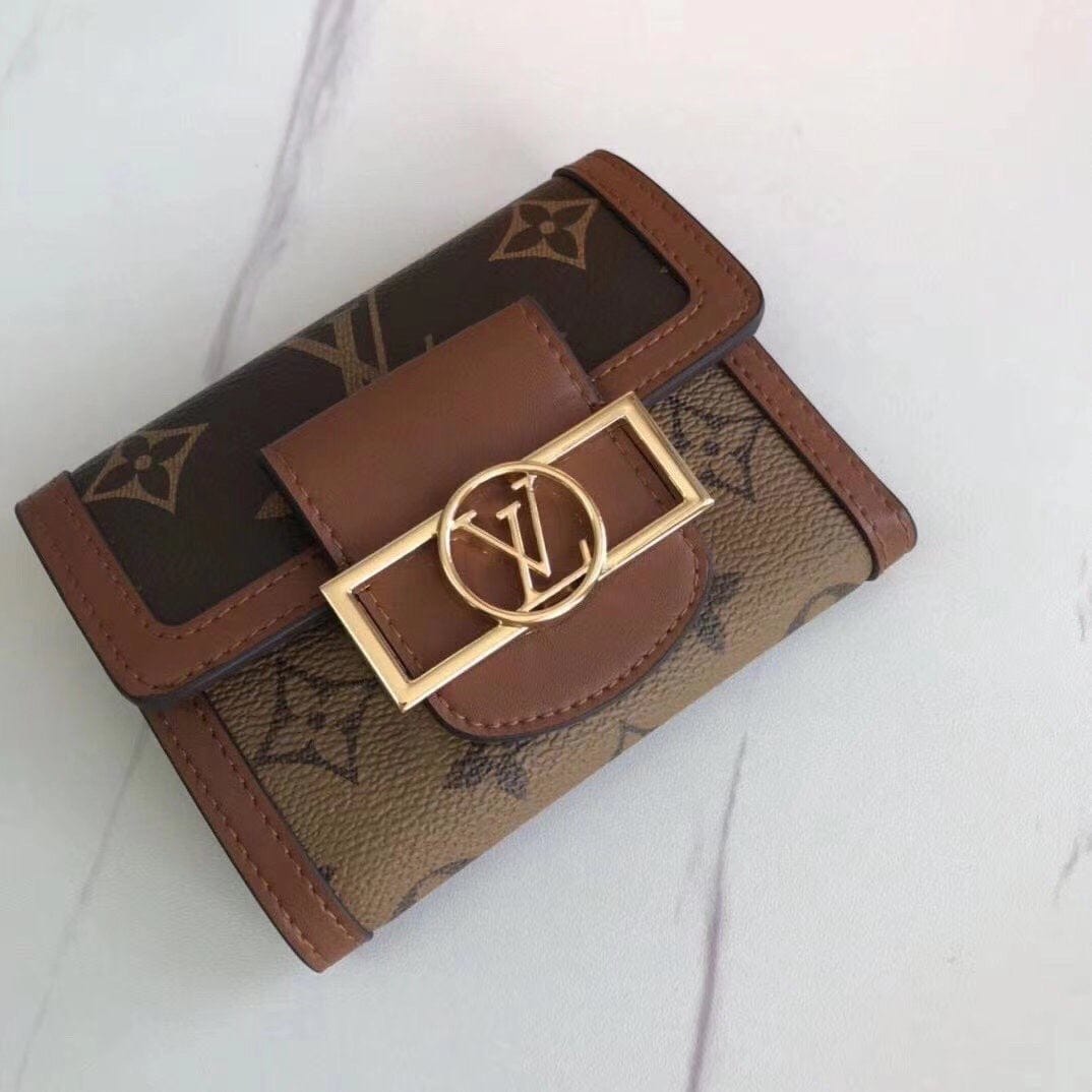 Tunde Store Brown Monogram Louis Vuitton Leather Wallet