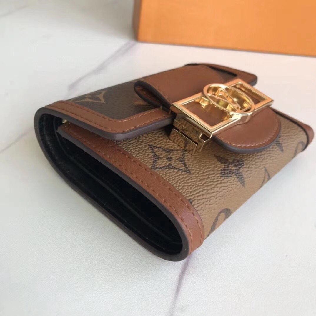 Tunde Store Brown Monogram Louis Vuitton Leather Wallet