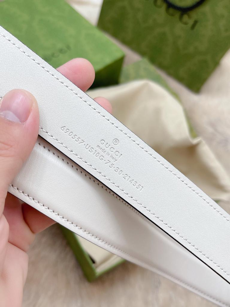Tunde Store Classing White Gucci Belt with Golden Gucci Buckle