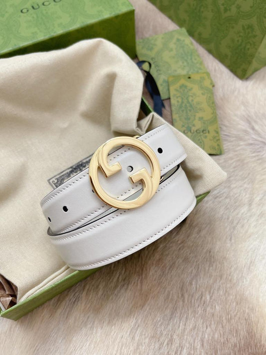 Tunde Store Classing White Gucci Belt with Golden Gucci Buckle