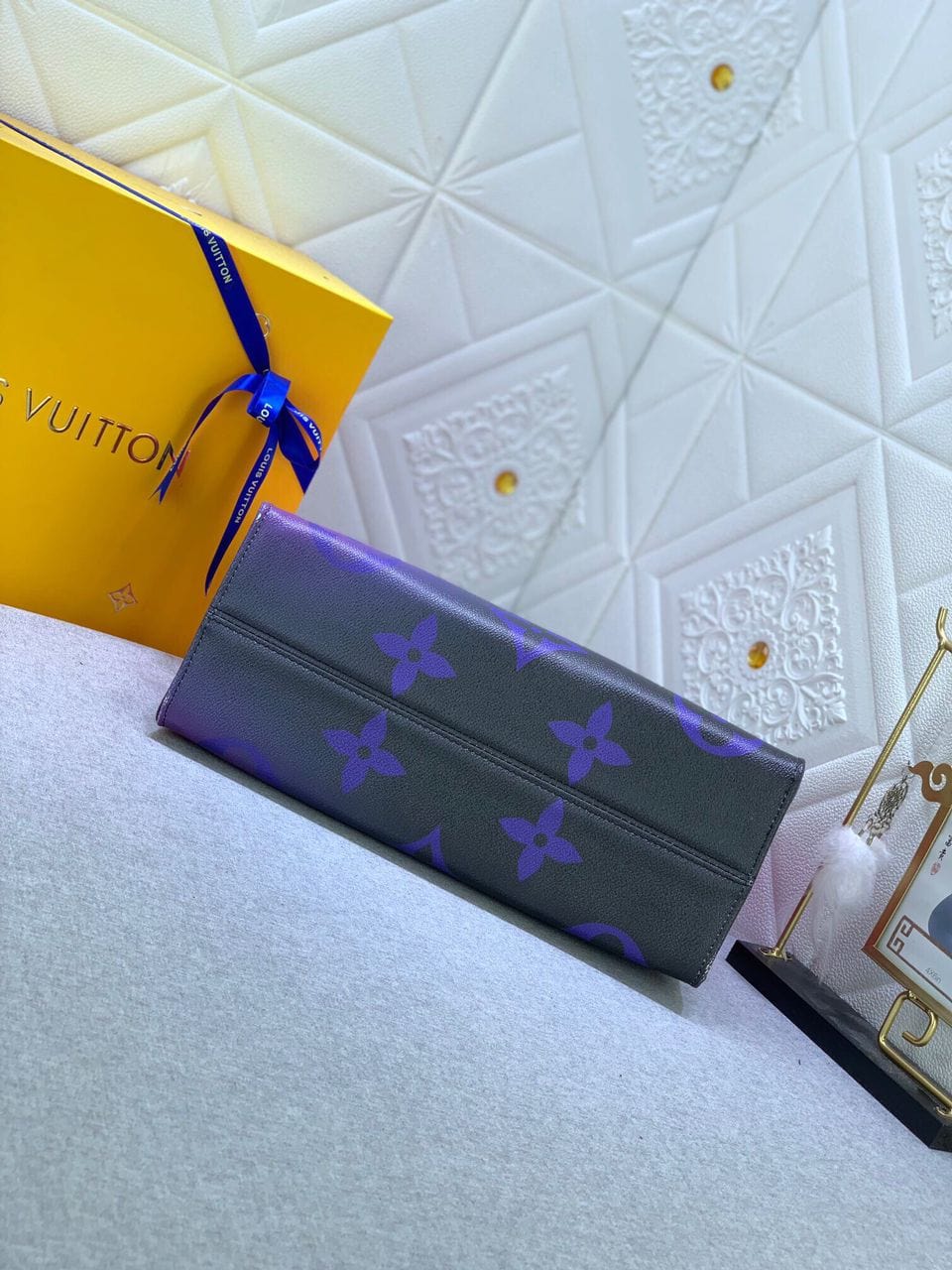Tunde Store Colorful On-The-Go MM-GM Louis Vuitton Bag