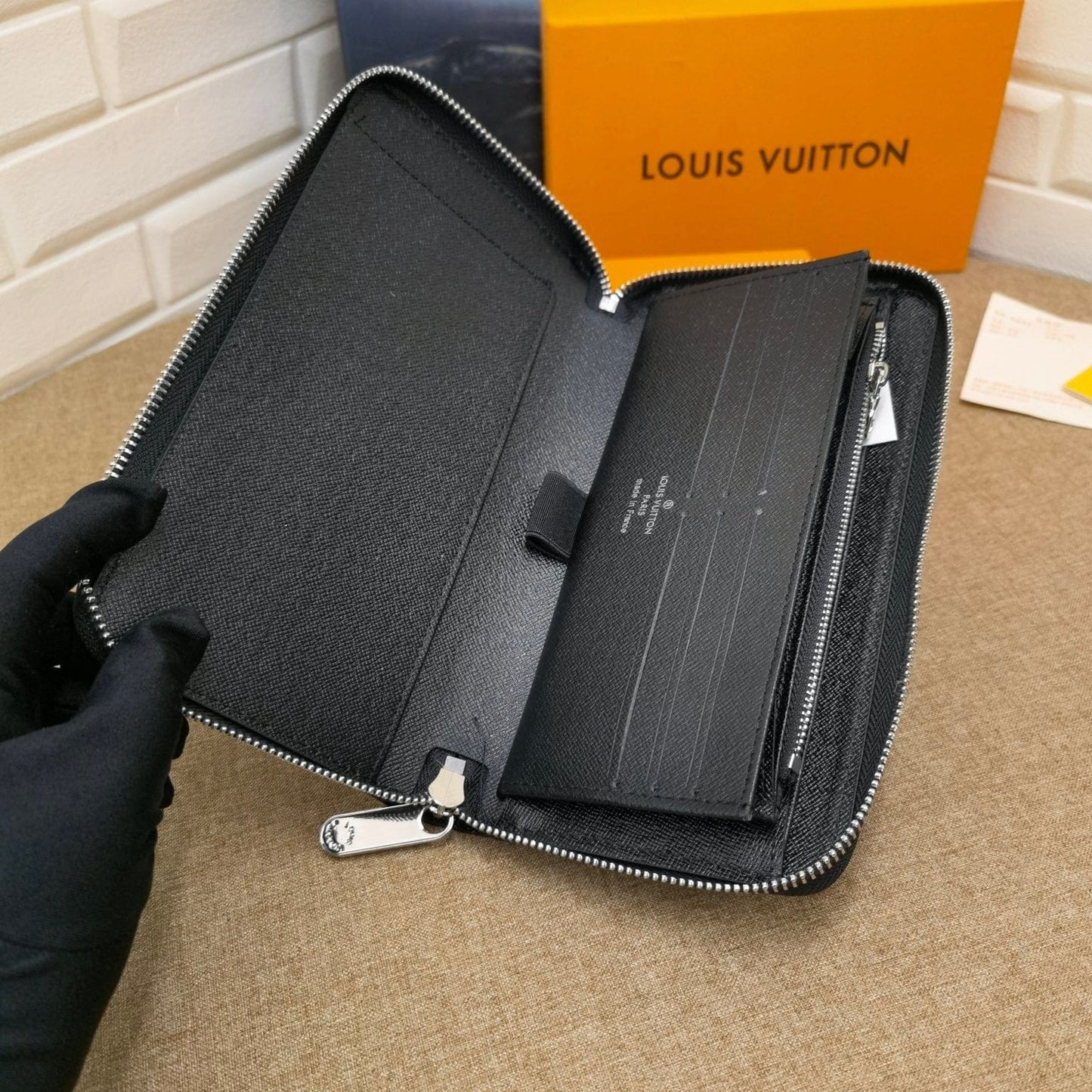 Tunde Store Damier Graphite Louis Vuitton Wallet