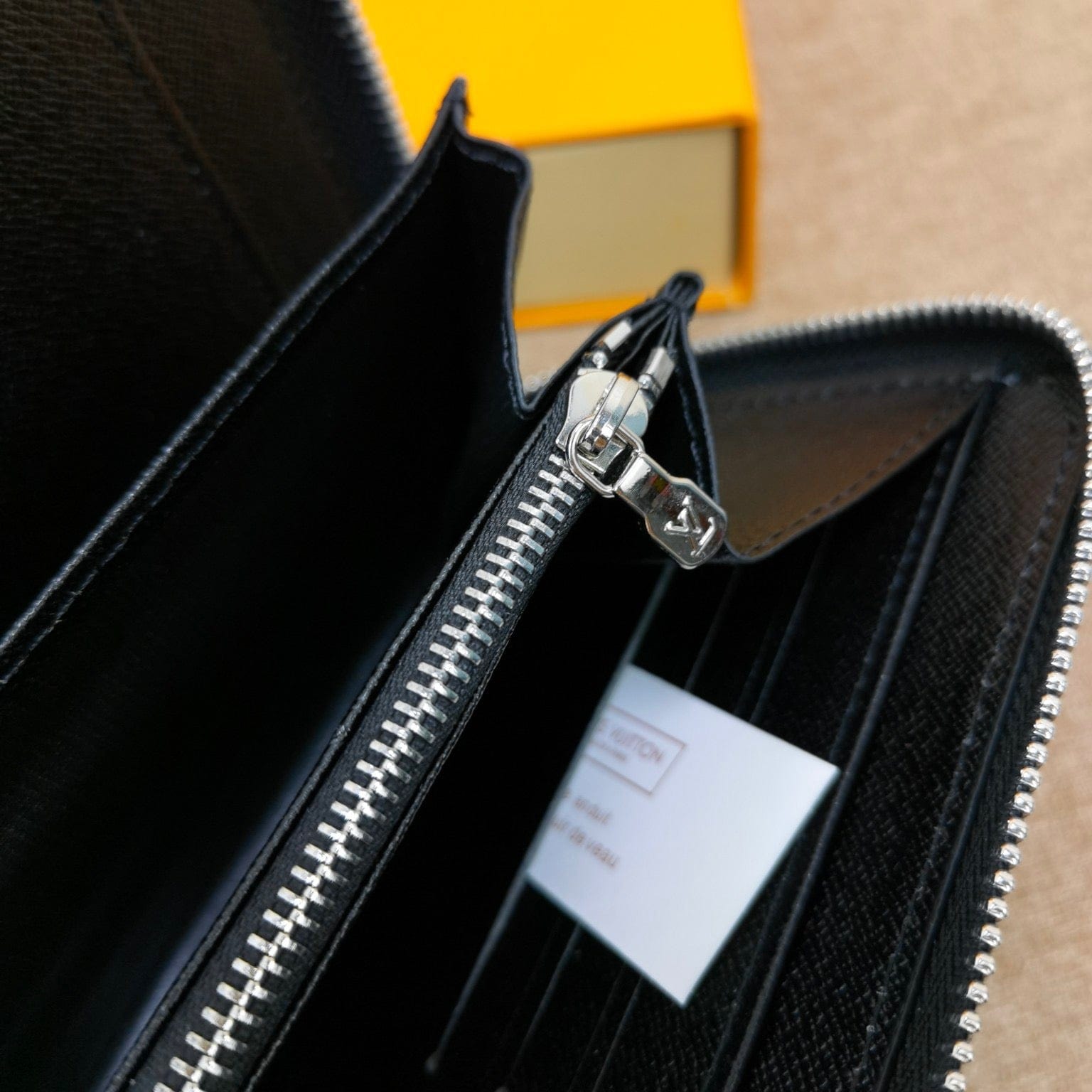 Tunde Store Damier Graphite Louis Vuitton Wallet