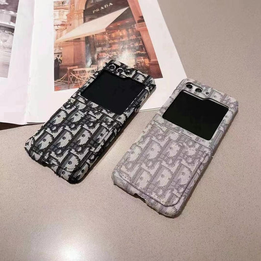 Tunde Store Dior-Inspired Samsung Z Flip Case – Available for Z Flip 3, 4, 5, and 6