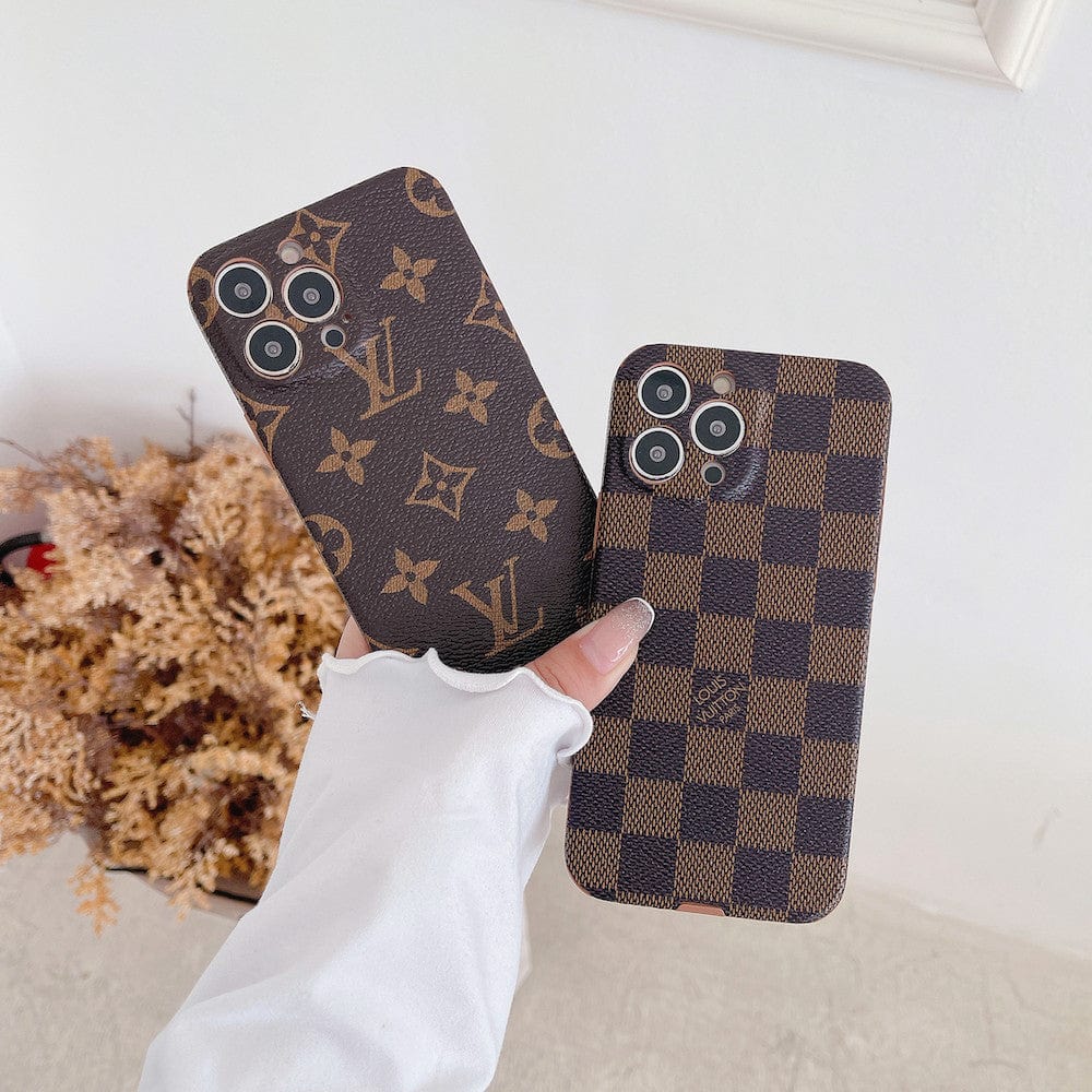 Tunde Store Famous Louis Vuitton & Gucci Patterns iPhone Cases - Unveil Timeless Luxury & Iconic Style