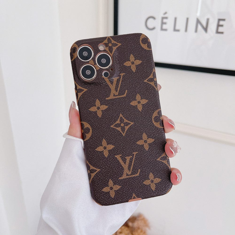Tunde Store Famous Louis Vuitton & Gucci Patterns iPhone Cases - Unveil Timeless Luxury & Iconic Style