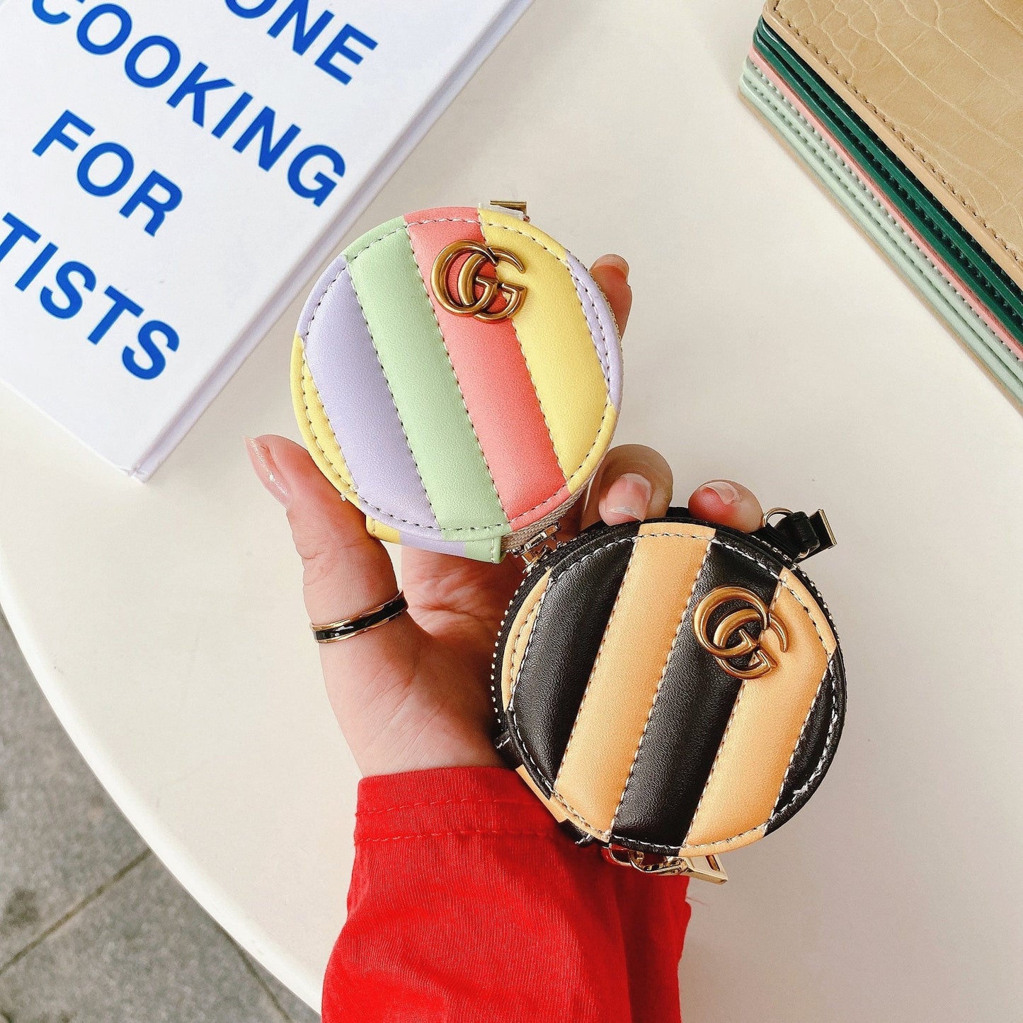 Tunde Store Gucci Airpods Pro Leather Bag