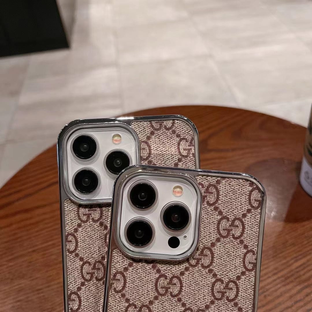 Tunde Store Gucci Ophidia iPhone 15 Case: Elevate Your Everyday Essentials with Enchanting Gucci Style