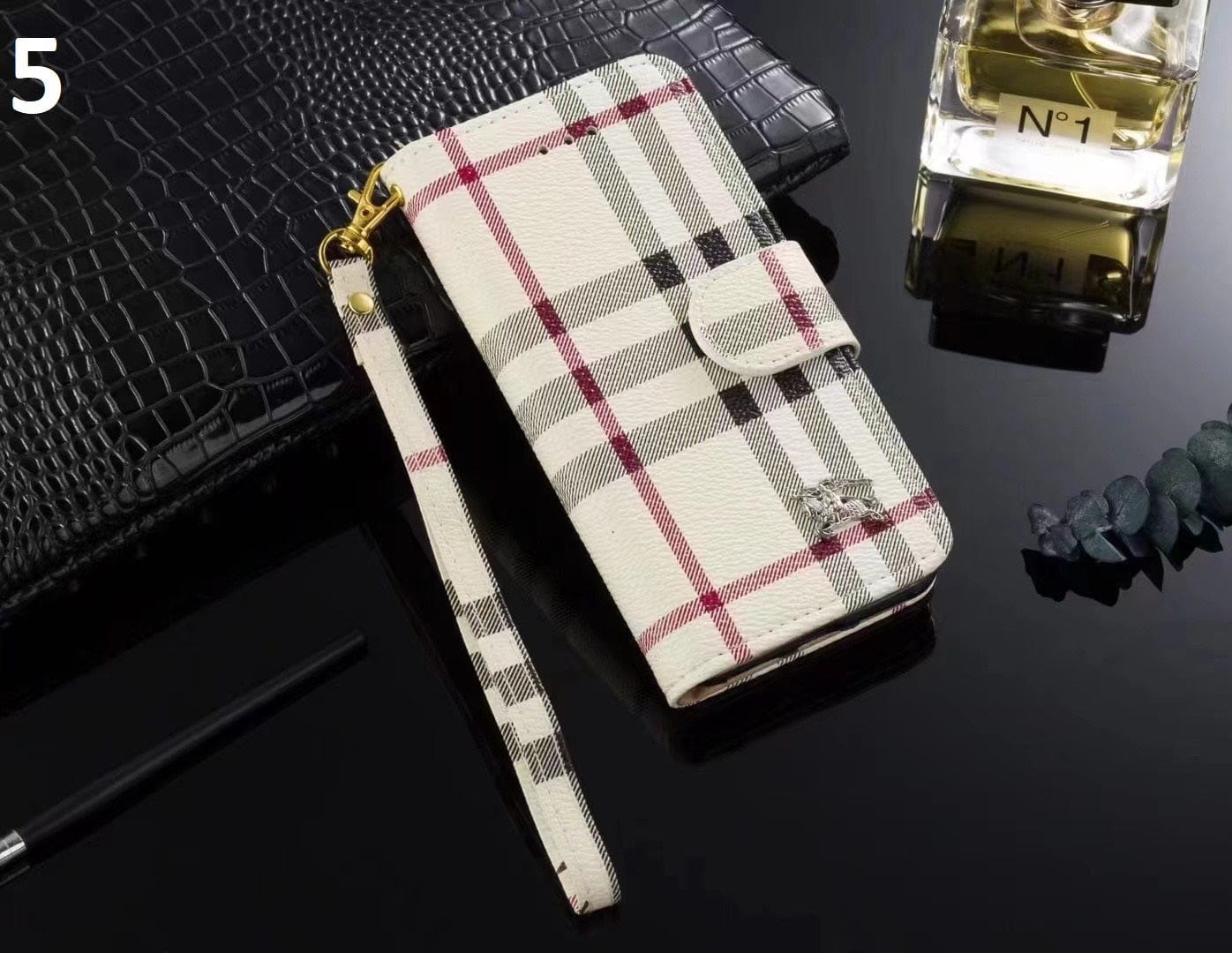 Tunde Store Leather Gucci Folio Phone Cases for iPhone 14 | iPhone 15 | iPhone 16