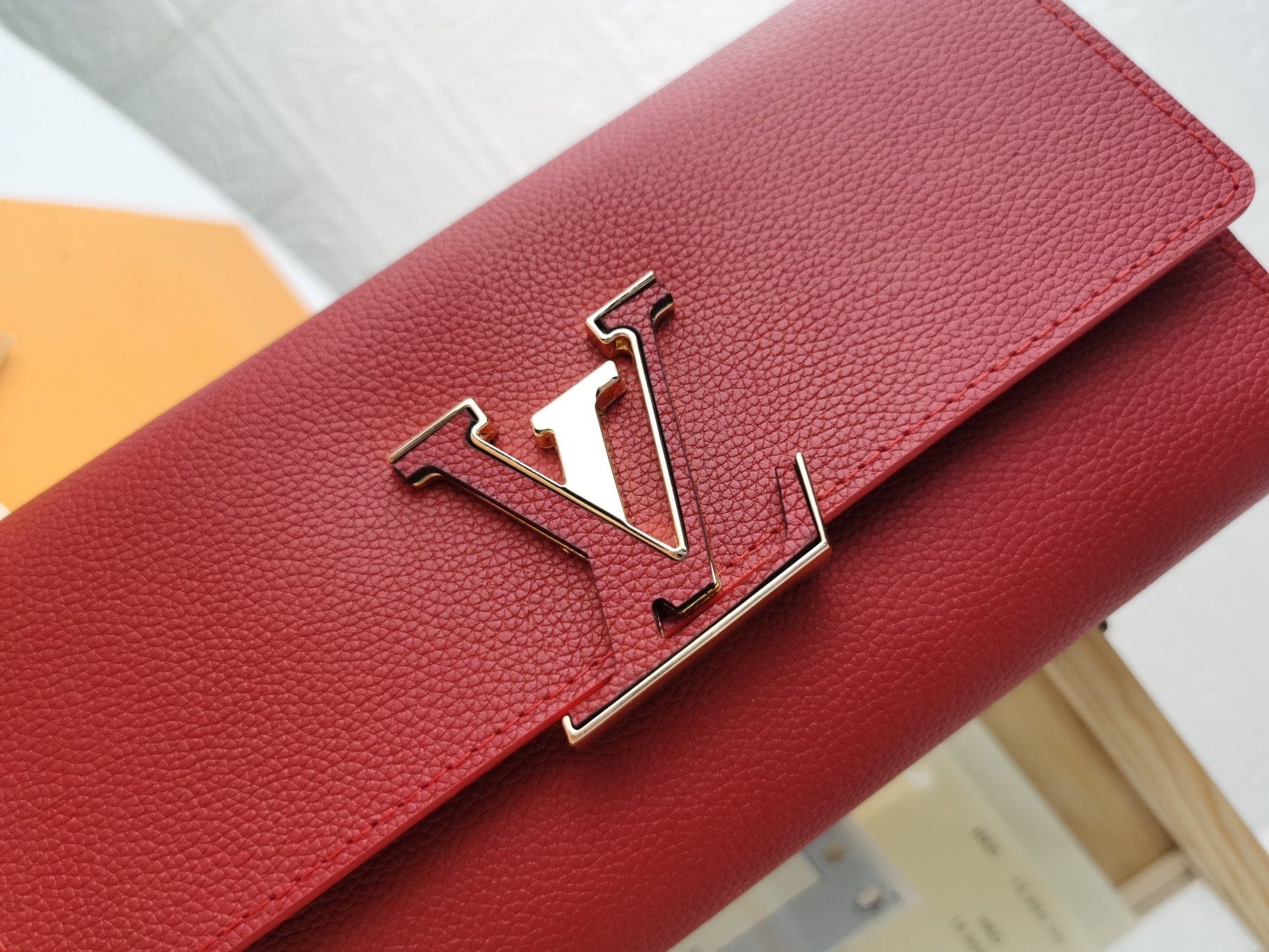 Tunde Store Leather Louis Vuitton Magnolia Wallet