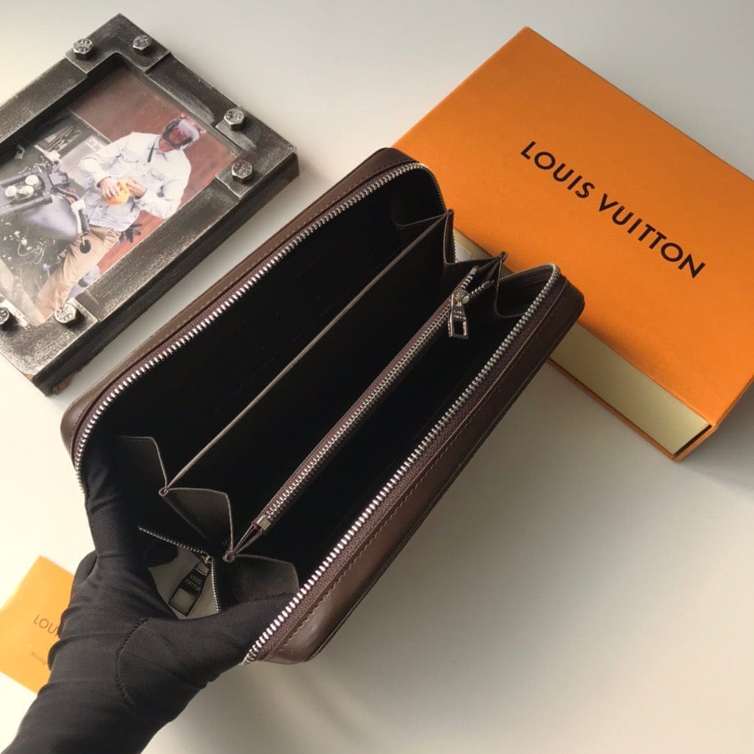 Tunde Store Leather Louis Vuitton Monogram Wallet