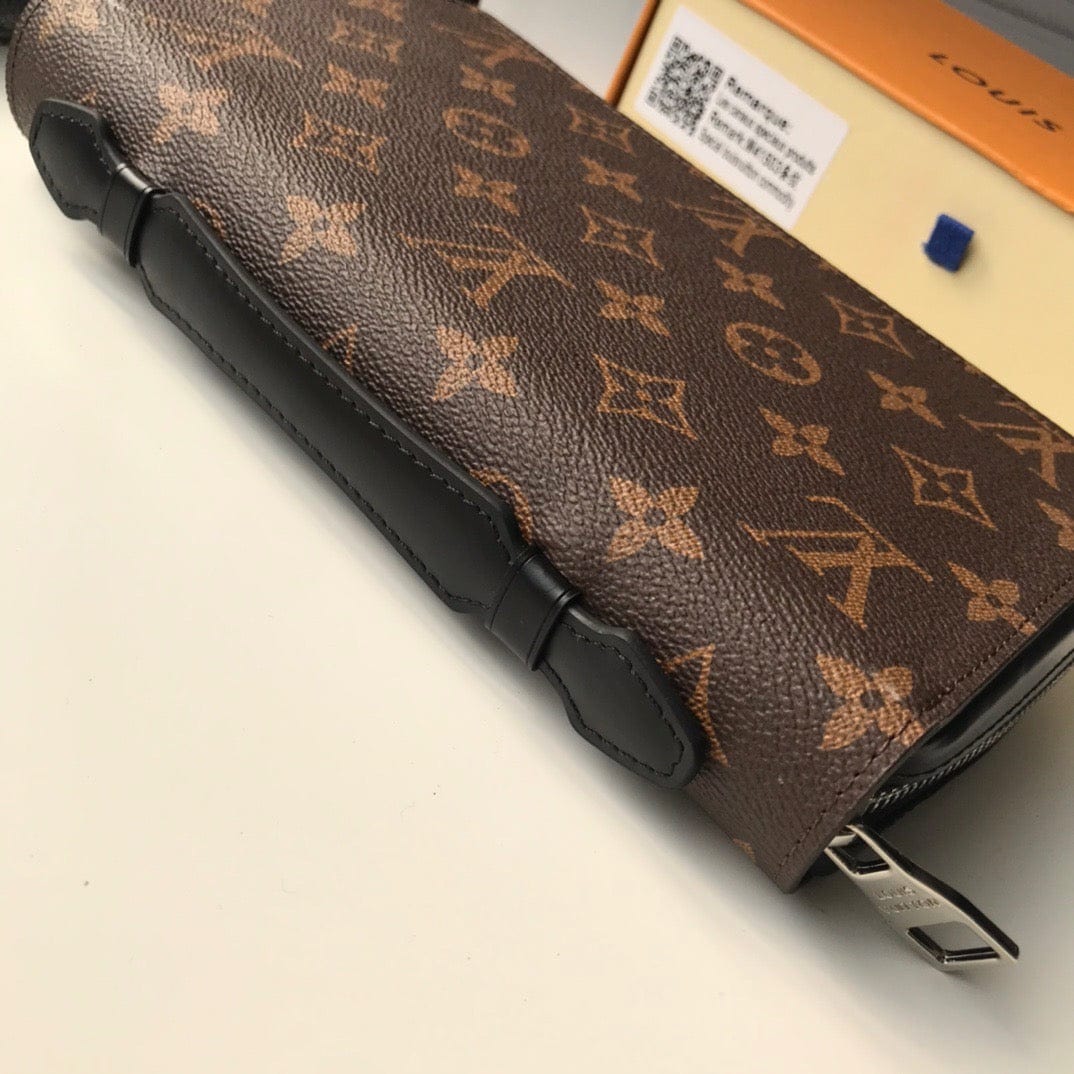Tunde Store Leather Louis Vuitton Monogram Wallet