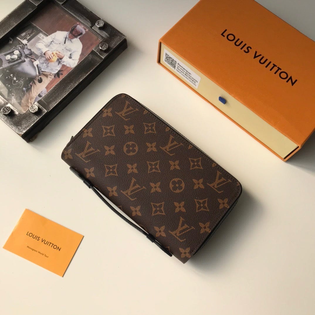 Tunde Store Leather Louis Vuitton Monogram Wallet