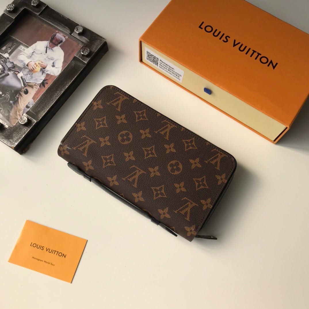 Tunde Store Leather Louis Vuitton Monogram Wallet