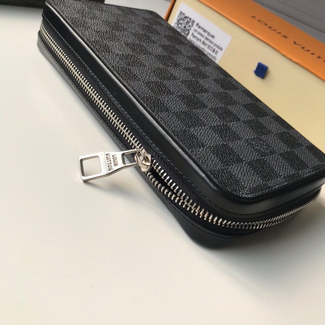 Tunde Store Leather Louis Vuitton Monogram Wallet