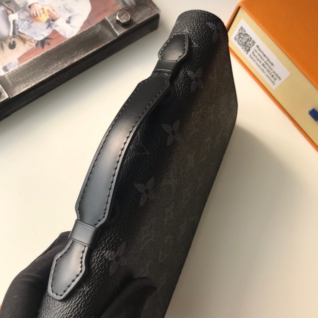 Tunde Store Leather Louis Vuitton Monogram Wallet