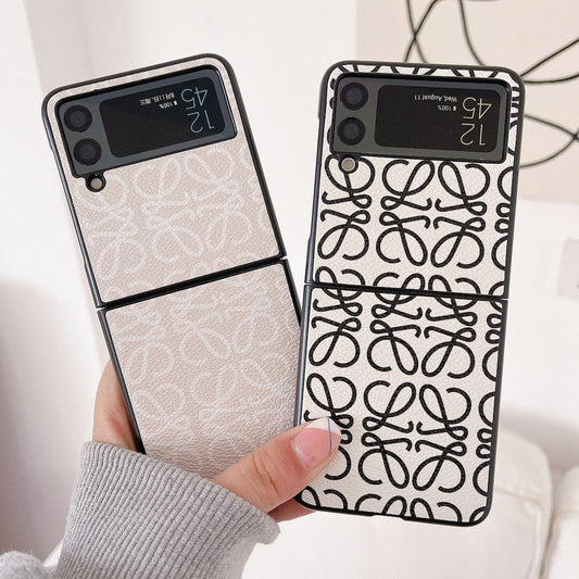 Tunde Store LOEWE Z Flip Phone Case | Superior