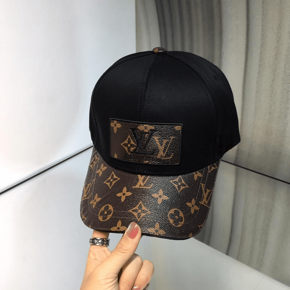 Tunde Store Louis Vuitton Classic Black & Brown Cap - Monogram Signature Design