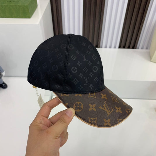 Tunde Store Louis Vuitton Contrast Monogram Cap