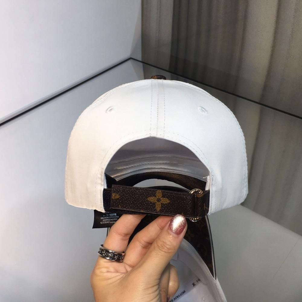 Tunde Store Louis Vuitton Elegant White & Brown Cap for Men | Men Cap's
