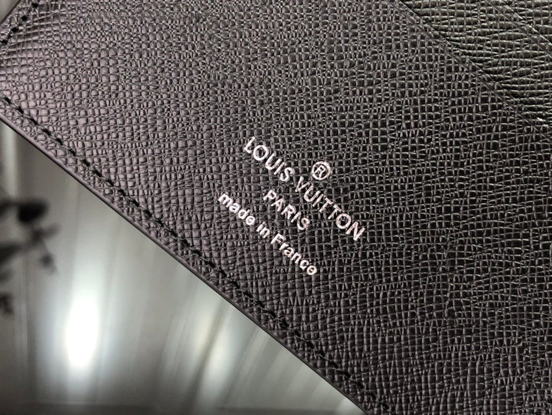 Tunde Store Louis Vuitton Gradient Monogram Canvas Wallet