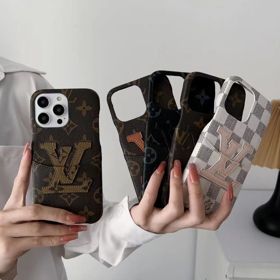Tunde Store Louis Vuitton iPhone 15 Card Holder Case | Embrace Practical Elegance