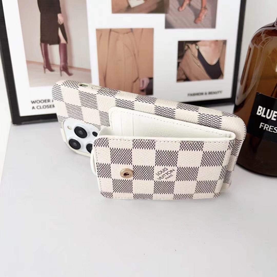 Tunde Store Louis Vuitton iPhone 15 Case with Wallet: A Fusion of Luxury and Functionality