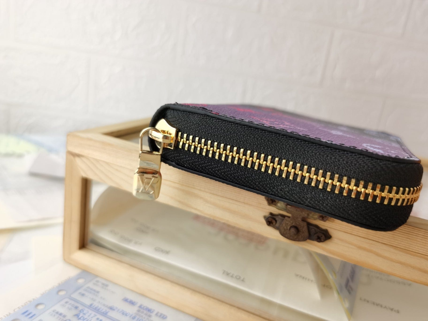 Tunde Store Louis Vuitton Leather Wallet With Zipper